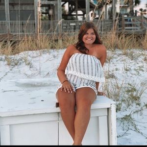 Meet your Posher, Caitlyn